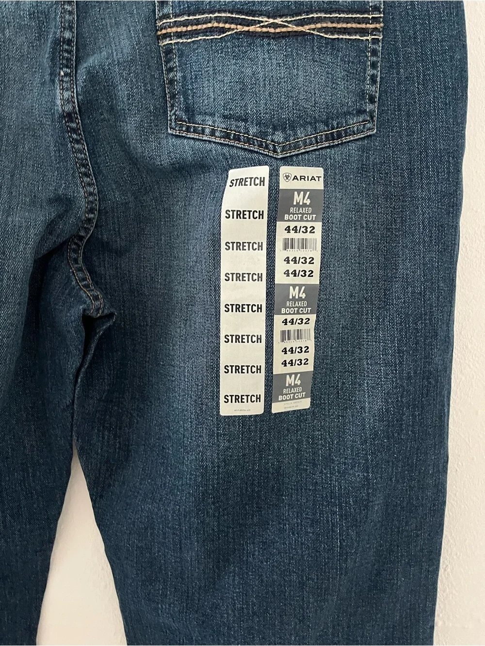 Ariat Men's BOOT CUT  Jeans Size 44x32